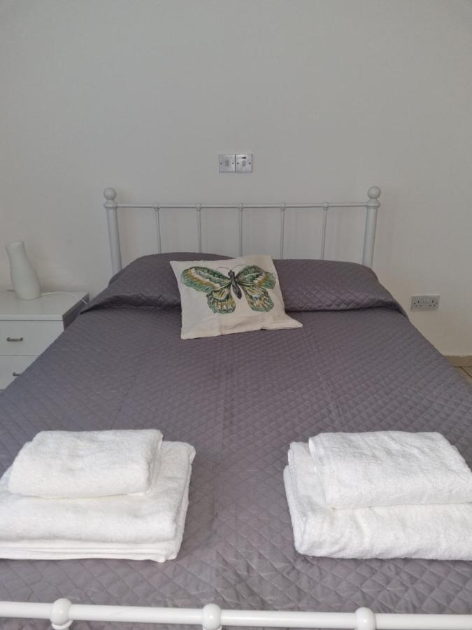 Cosy One Bedroom Apartment In Pafos Eksteriør billede