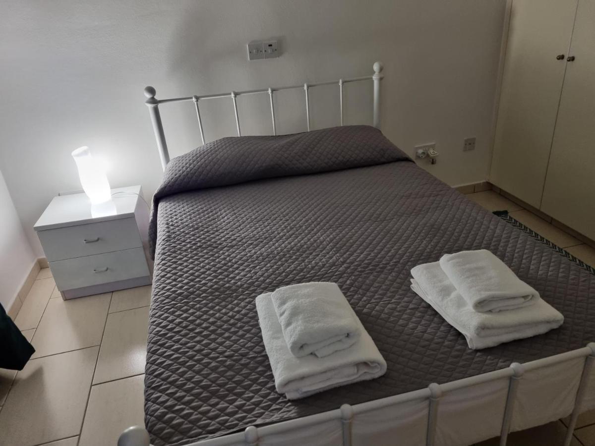 Cosy One Bedroom Apartment In Pafos Eksteriør billede