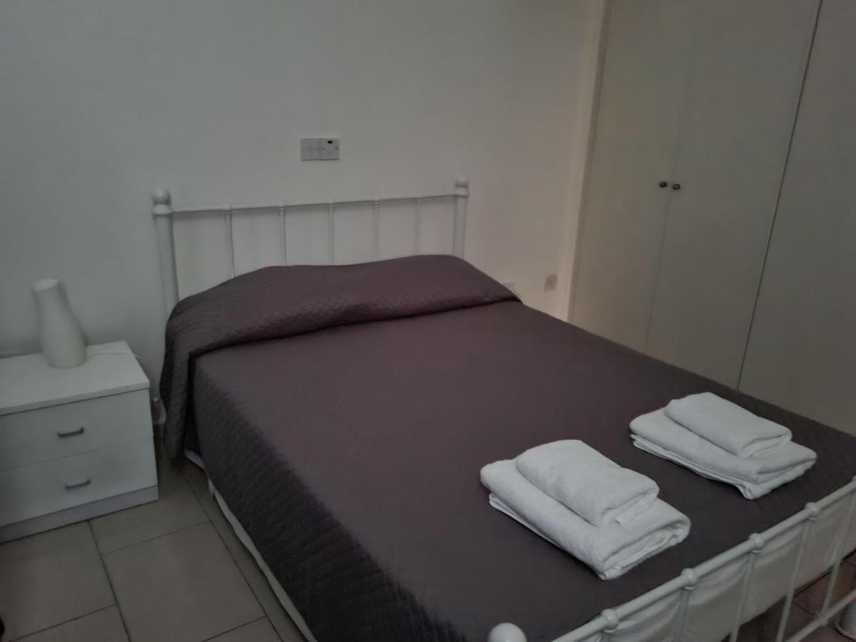 Cosy One Bedroom Apartment In Pafos Eksteriør billede