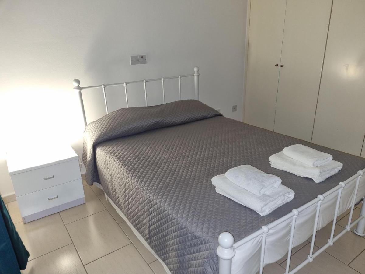 Cosy One Bedroom Apartment In Pafos Eksteriør billede