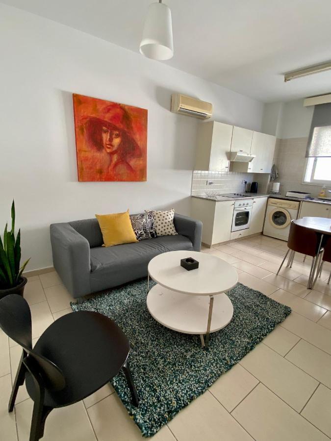 Cosy One Bedroom Apartment In Pafos Eksteriør billede