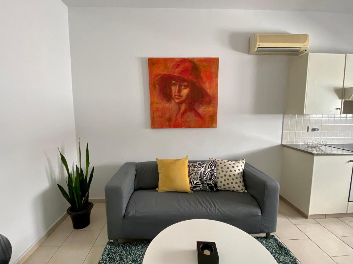 Cosy One Bedroom Apartment In Pafos Eksteriør billede
